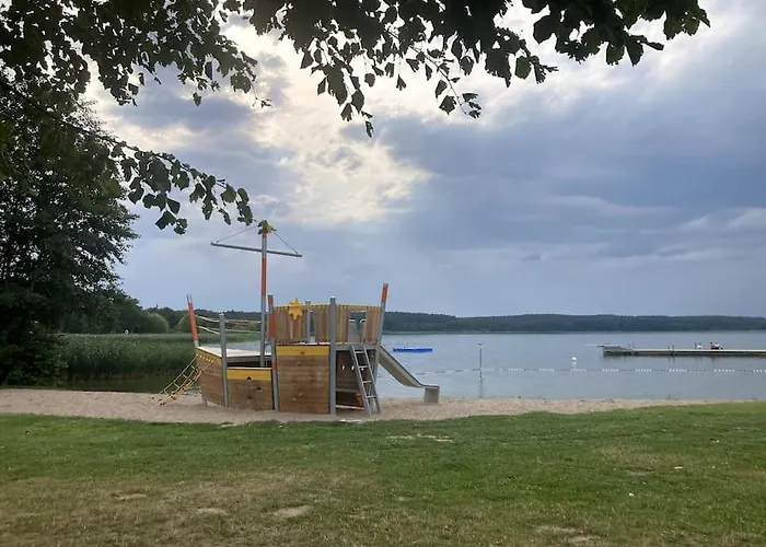 Nyaraló Gemuetliches Holzhaus Am Warin
